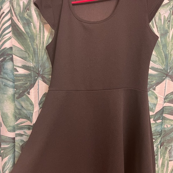 Black DRESS - Picture 2 of 3